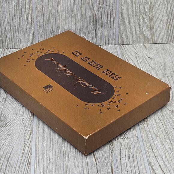 Vintage Max Factor Hollywood Stage Make-Up Kit Female Grease Paint Powder Rouge - Picture 11 of 12